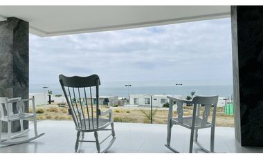 CASA MODERNA A ESTRENAR EN URBANIZACIÓN MARINA BLUE