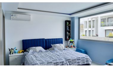 CASA MODERNA A ESTRENAR EN URBANIZACIÓN MARINA BLUE