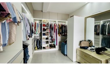 CASA MODERNA A ESTRENAR EN URBANIZACIÓN MARINA BLUE