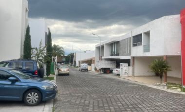 TERRENO EN VENTA FEDERAL PUEBLA-ATLIXCO FRACC NAVARRA ACATEPEC