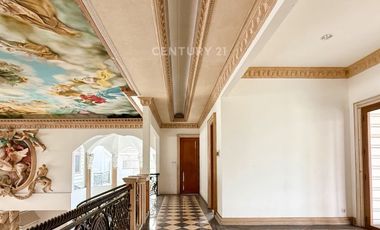 Rumah Disewa Pondok Indah Di Jalan Utama
