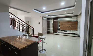 Disewa Town House Ancol Mansion Semi Furnished