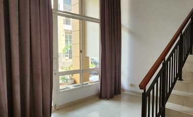 Disewa Town House Ancol Mansion Semi Furnished