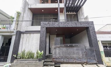 Rumah Luas 6 Kamar 10 menit ke Stasiun Klender Baru Siap Huni J-41529