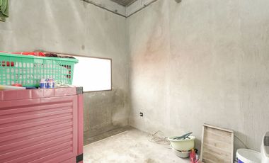 Rumah Luas 6 Kamar 10 menit ke Stasiun Klender Baru Siap Huni J-41529