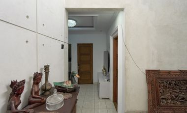 Rumah Luas 6 Kamar 10 menit ke Stasiun Klender Baru Siap Huni J-41529