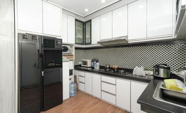 Rumah Luas 6 Kamar 10 menit ke Stasiun Klender Baru Siap Huni J-41529