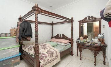 Rumah Luas 6 Kamar 10 menit ke Stasiun Klender Baru Siap Huni J-41529