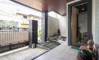 Rumah Luas 6 Kamar 10 menit ke Stasiun Klender Baru Siap Huni J-41529