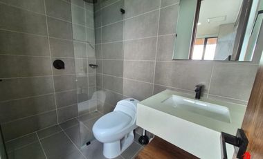 apartamento en arriendo/venta en el poblado. Cod A6362