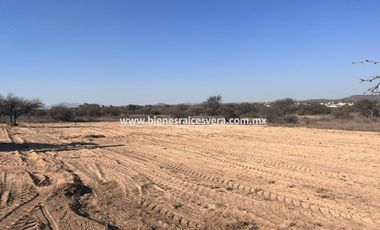 TERRENO EN VENTA EN HACIENDA GRANDE TEQUISQUIAPAN abel