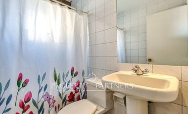Linda y moderna casa en venta, excelente estado y ubicación privilegiada, en el corazón de Peñalolén