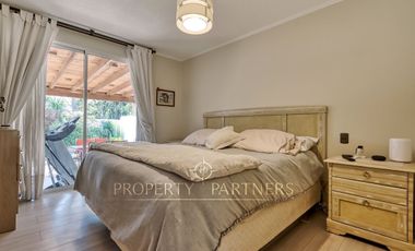 Linda y moderna casa en venta, excelente estado y ubicación privilegiada, en el corazón de Peñalolén