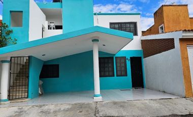 Venta casa con depa independiente en Chuburná, Mérida