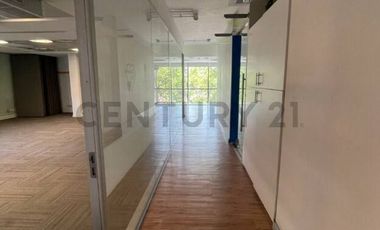 ARRIENDO OFICINA ANDRES BELLO PROVIDENCIA