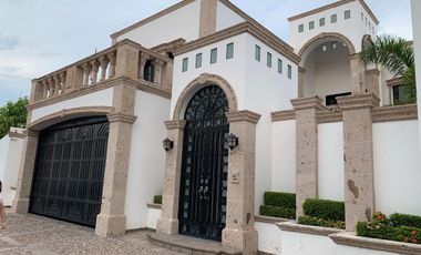 CASA EN VENTA EN COLINAS DE SAN MIGUEL CUL. SIN.