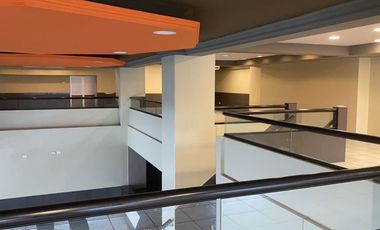 Grandes pisos completos para oficinas en alquiler - Av. Machala (J Luna)