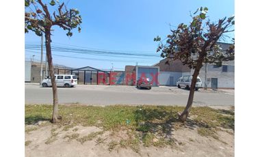 TERRENO EN VENTA EN  URB. SANTA LUISA 250M2- LOS OLIVOS
Zonificación: Vivienda Taller (VT)
Actividades productivas con la vida residencial. Algunos