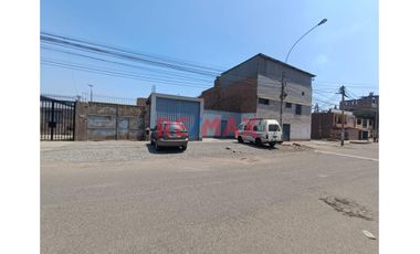 TERRENO EN VENTA EN  URB. SANTA LUISA 250M2- LOS OLIVOS
Zonificación: Vivienda Taller (VT)
Actividades productivas con la vida residencial. Algunos
