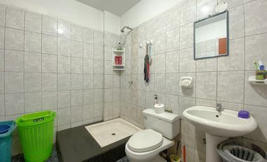 Se Vende Casa De 2 Pisos Cerca Al Mercado 3 Regiones