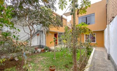 Se Vende Casa De 2 Pisos Cerca Al Mercado 3 Regiones