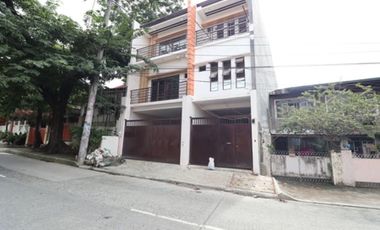 Modern Town House and Lot For Sale in Q.C at 21.8M PH2041