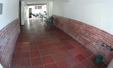 casa en venta en lleras restrepo. Cod V19522