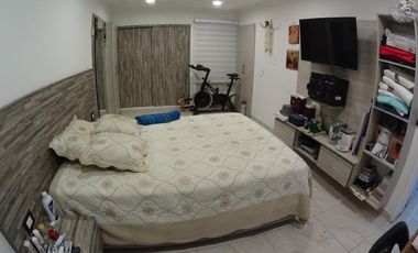 casa en venta en lleras restrepo. Cod V19522