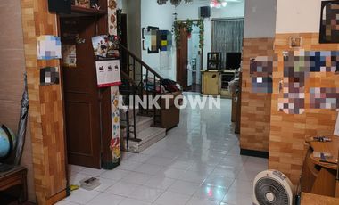 Rumah 2 Lantai di Villa Valensia Surabaya Barat Selangkah ke Pakuwon