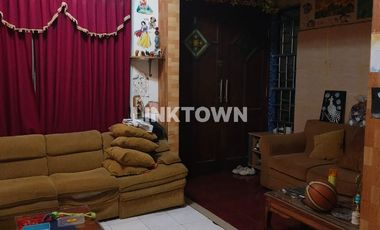Rumah 2 Lantai di Villa Valensia Surabaya Barat Selangkah ke Pakuwon
