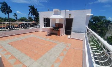 Casa  amueblada en Privada Las Giraldas, Calle 37, Ciudad del Carmen