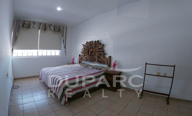 Casa  amueblada en Privada Las Giraldas, Calle 37, Ciudad del Carmen