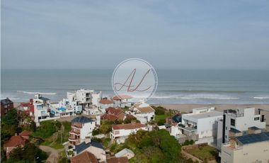 TERRENO MULTIFAMILIAR / LEANDRO ALEM AL 300