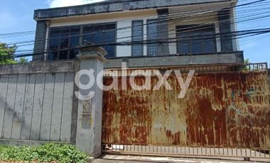 GEDUNG RUKAN COK AGUNG TRESNA DAN DEWI MADRI RENON DENPASAR, BALI