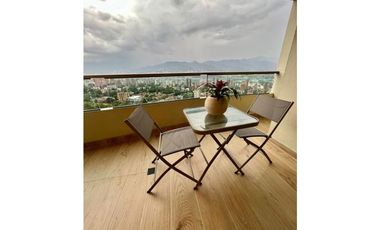 VENTA DE HERMOSO APARTAMENTO AMOBLADO LOMA EL TESORO, MEDELLIN