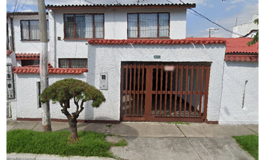Casa en Calle 8C #79C-22 La Castilla - Bogotá