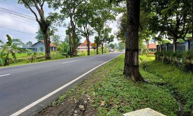 Villa Tepi Jl Raya Solo – Tawangmangu Karanganyar