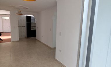 apartamento en arriendo en antonia santos. Cod A124472