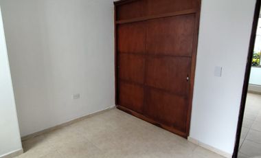 apartamento en arriendo en antonia santos. Cod A124472