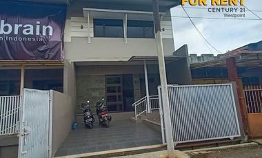 Di Sewakan Rumah Baru Siap Huni 5 Kamar di Jl. Kembar Baru Bandung