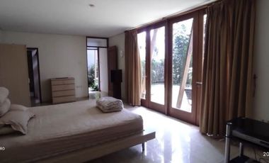 Rumah 3lantai Murah di Dago Resort Pakar dkt Cigadung Cikutra Bdg Utara