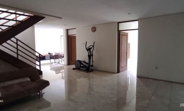 Rumah 3lantai Murah di Dago Resort Pakar dkt Cigadung Cikutra Bdg Utara
