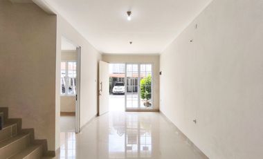 Rumah 2 Lt SHM Bebas Banjir 15 Menit ke RS Kartika Husada J-44708