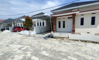 HUNIAN MODERN DI LINGKUNGAN CLUSTER HARGA SANGAR TERJANGKAU