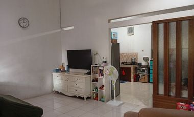 Rumah SHM Luas Hadap Selatan 15 menit ke Gerbang Tol Bekasi Barat 1 J-38187