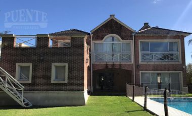 House - San Eliseo Golf & Country