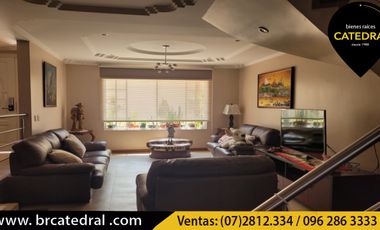 Villa Casa Edificio de venta en Vista Linda – código:20740