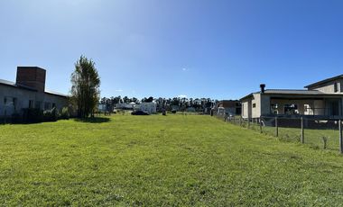 En venta Lote Barrancas de San Benito, Chapadmalal, Fondo de Arroyo.