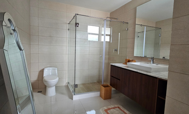 Casa en Venta en Costa Verde Con Lote de 350mt2