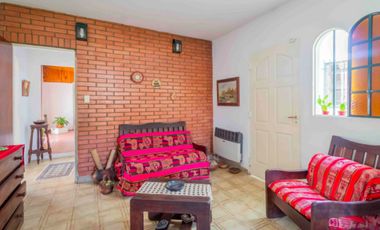 Venta casa con parque y galpón- José León Suarez